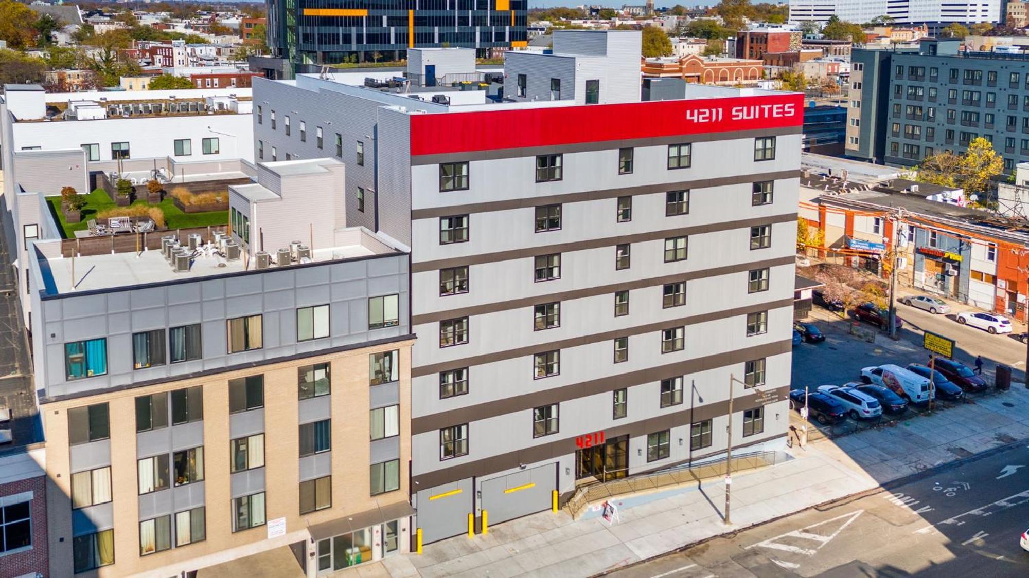 4211 Suites Filadelfia Exterior foto