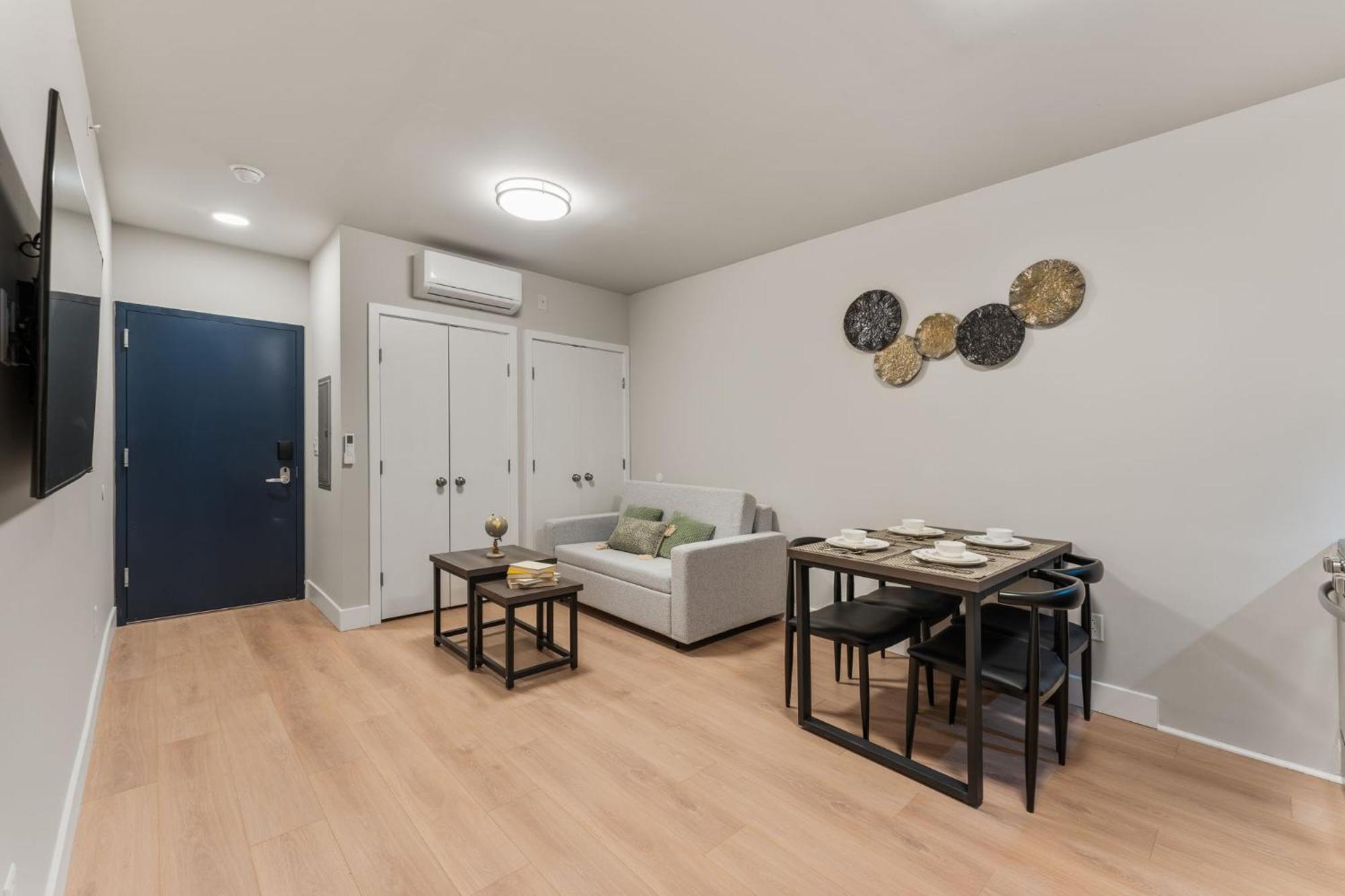 4211 Suites Filadelfia Exterior foto