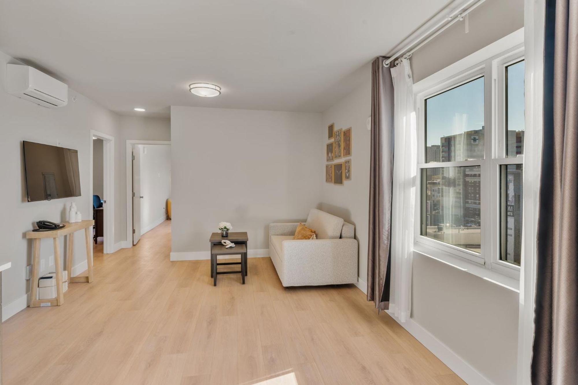 4211 Suites Filadelfia Exterior foto